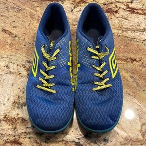 Umbro indoor soccer cleats
